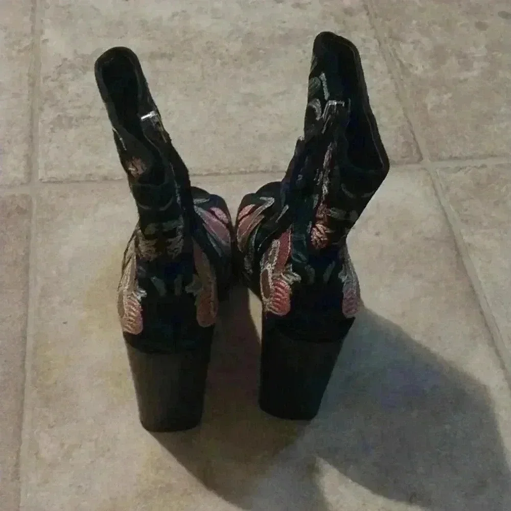 Rebecca Minkoff Black Teal Peach Billie Floral Embroidered Peep Toe Boot Sz 6.5 - Picture 3 of 8